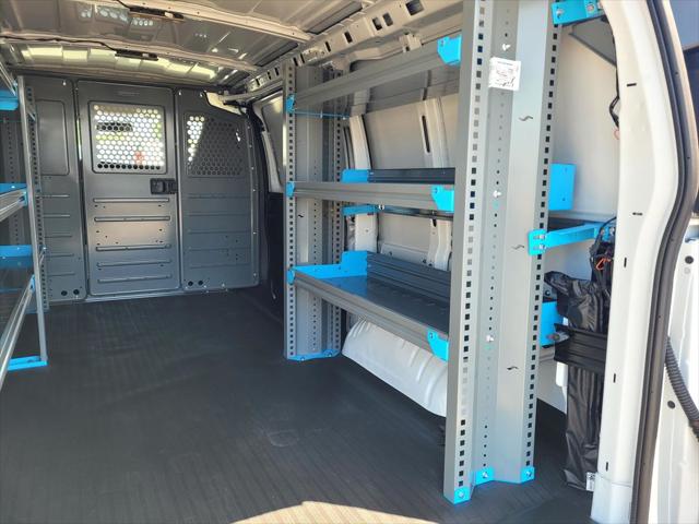 2026 Chevrolet Express Cargo Van 2500 Regular Wheelbase, WT, RWD