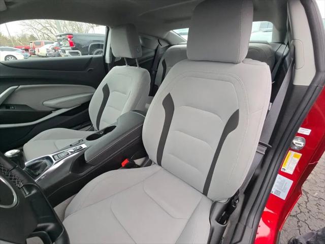2023 Chevrolet Camaro RWD Coupe 1LT