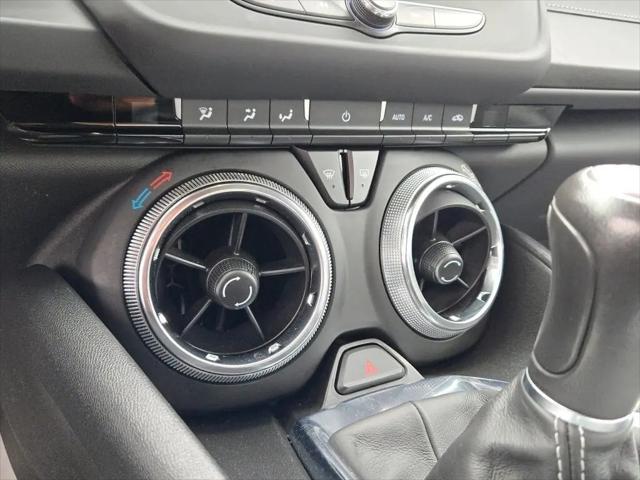2023 Chevrolet Camaro RWD Coupe 1LT