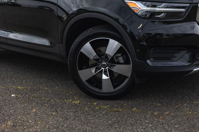 2019 Volvo XC40 T5 Momentum