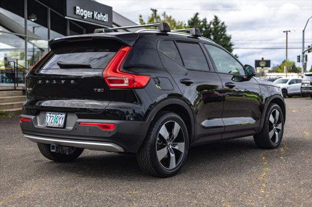 2019 Volvo XC40 T5 Momentum