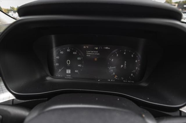 2019 Volvo XC40 T5 Momentum