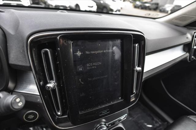 2019 Volvo XC40 T5 Momentum