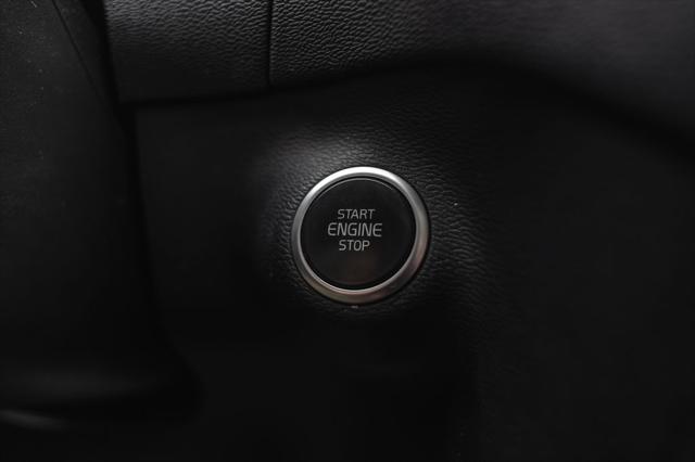2019 Volvo XC40 T5 Momentum