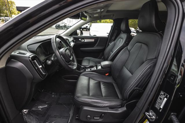 2019 Volvo XC40 T5 Momentum