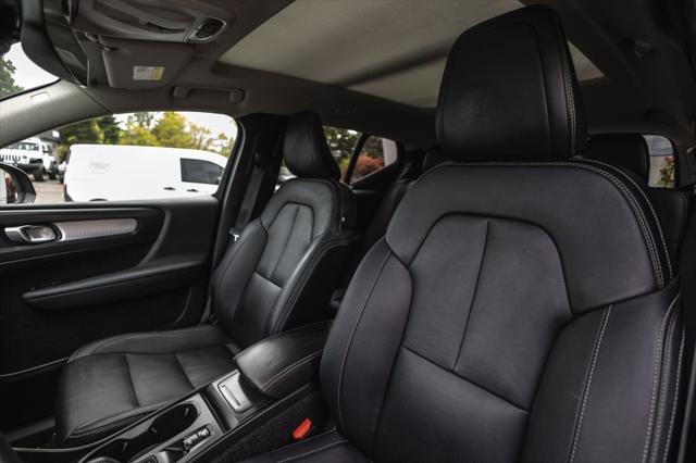 2019 Volvo XC40 T5 Momentum