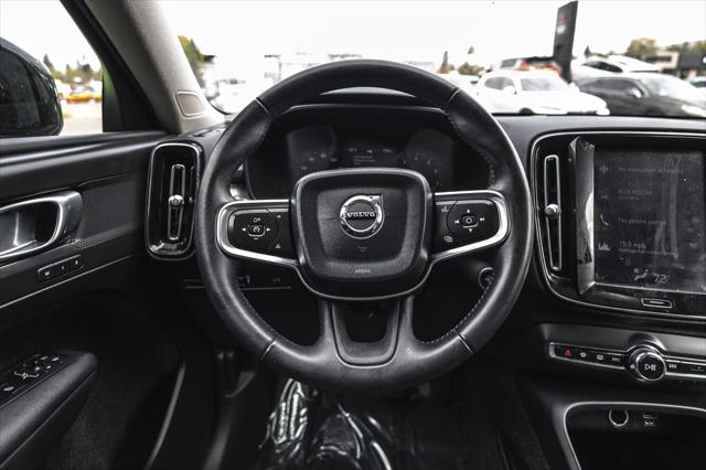 2019 Volvo XC40 T5 Momentum