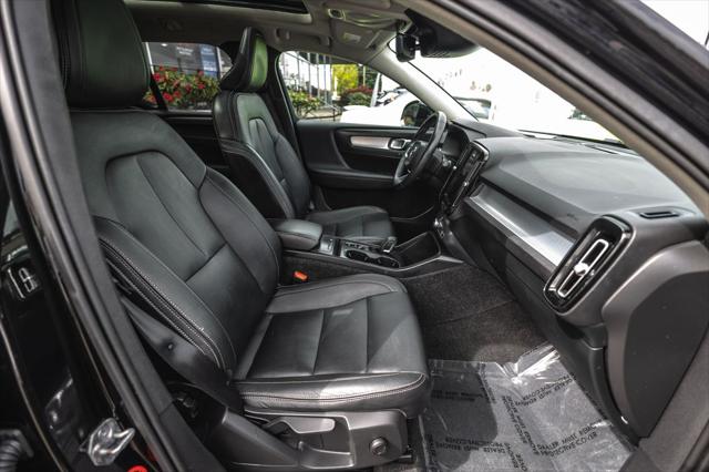 2019 Volvo XC40 T5 Momentum