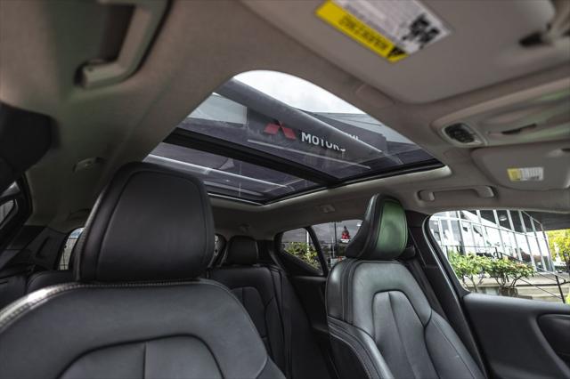 2019 Volvo XC40 T5 Momentum