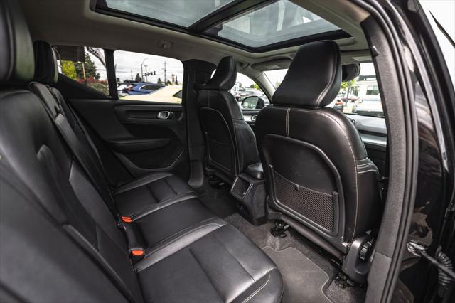 2019 Volvo XC40 T5 Momentum