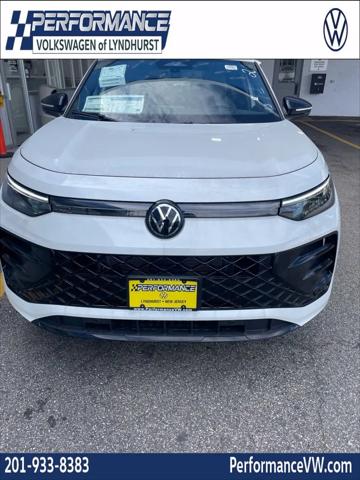 2026 Volkswagen Tiguan SE R-Line Black for sale in Lyndhurst, NJ