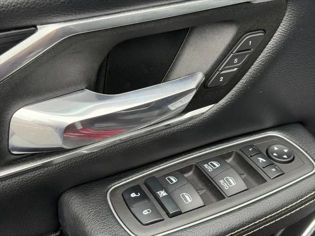 2023 Ram 1500 Laramie Crew Cab 4x4 57 Box