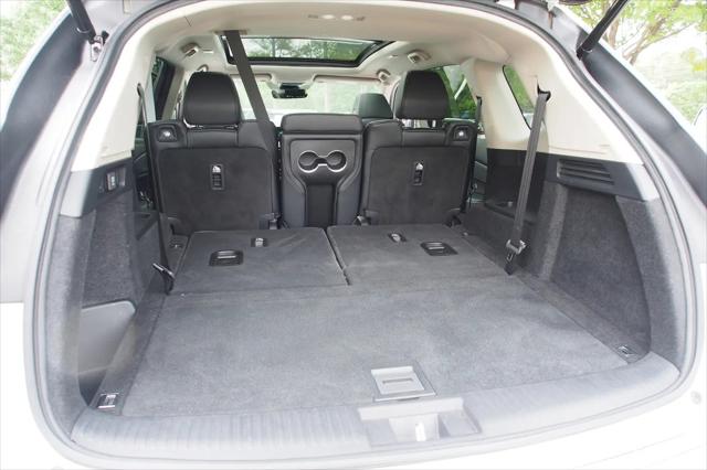 2023 Acura MDX Standard