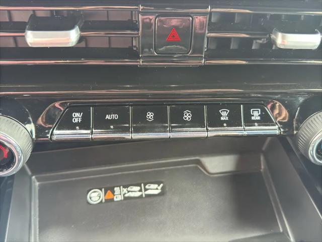 2025 Chevrolet Suburban 4WD Z71