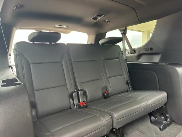 2025 Chevrolet Suburban 4WD Z71