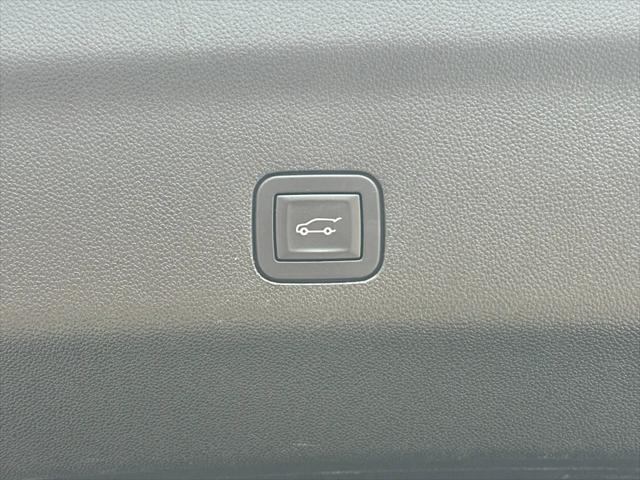 2025 Chevrolet Suburban 4WD Z71