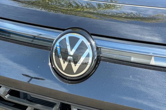 2025 Volkswagen Tiguan 2.0T SE