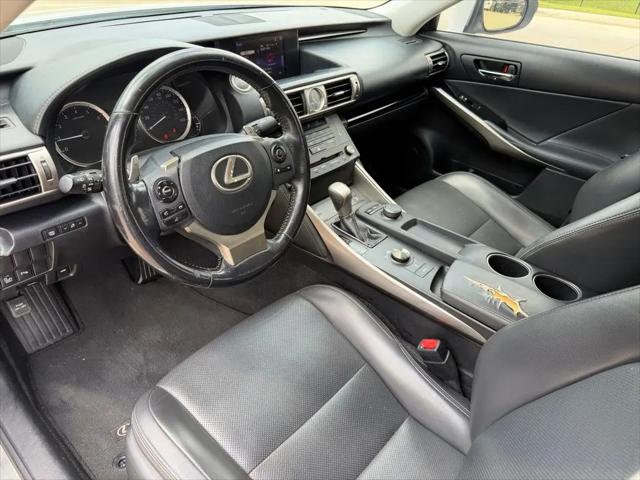 2016 Lexus IS 200t IS 200t