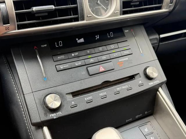 2016 Lexus IS 200t IS 200t