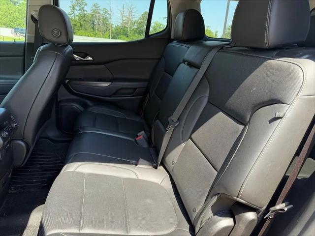 2023 GMC Acadia AWD SLT