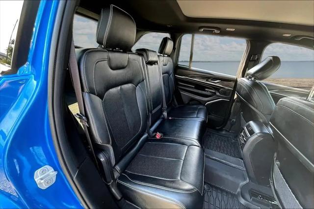 2023 Jeep Grand Cherokee Overland 4x4