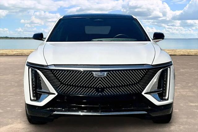 2024 Cadillac iQ Luxury w/1SC