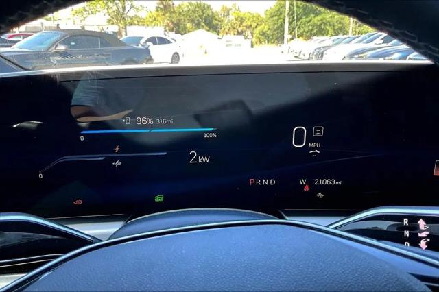 2024 Cadillac iQ Luxury w/1SC