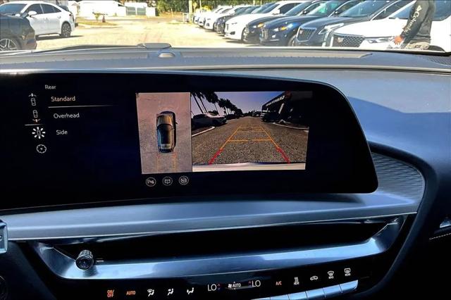 2024 Cadillac iQ Luxury w/1SC