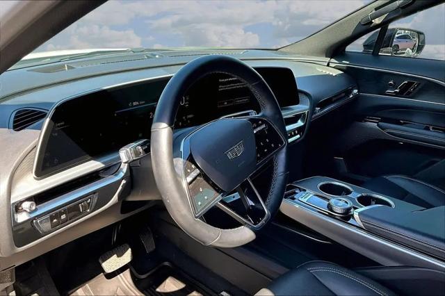 2024 Cadillac iQ Luxury w/1SC