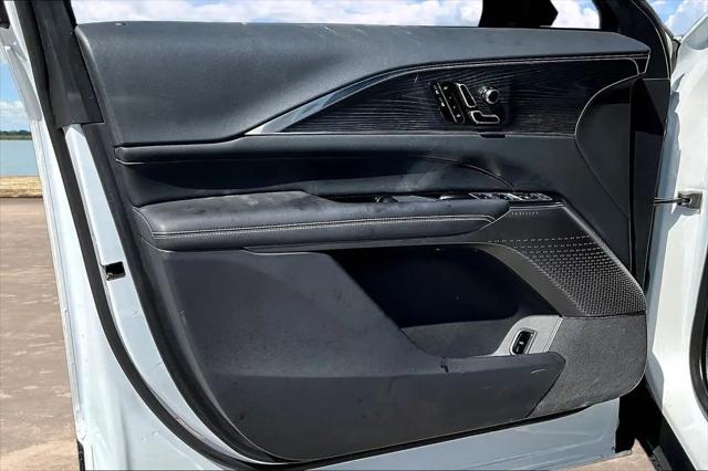 2024 Cadillac iQ Luxury w/1SC