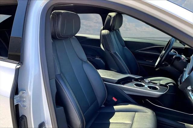 2024 Cadillac iQ Luxury w/1SC