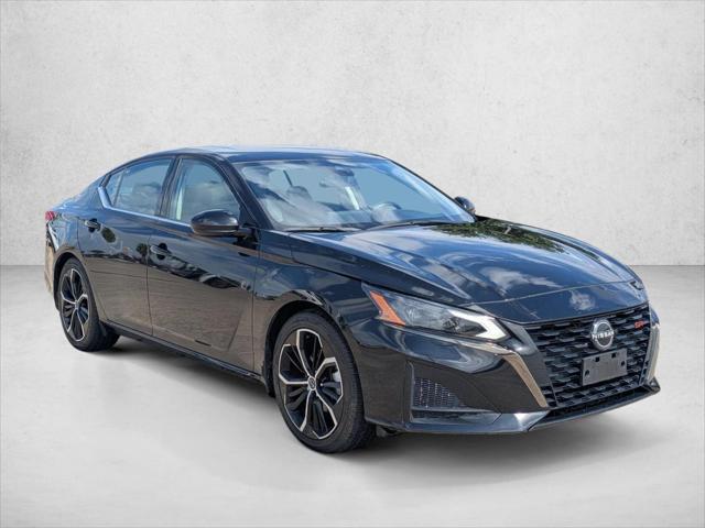2023 Nissan Altima SR FWD