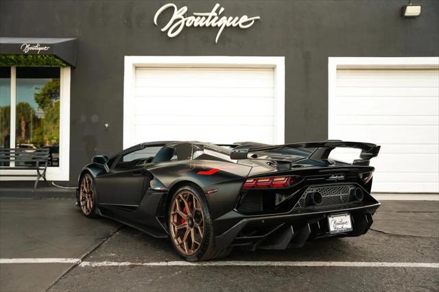 2021 Lamborghini Aventador Roadster