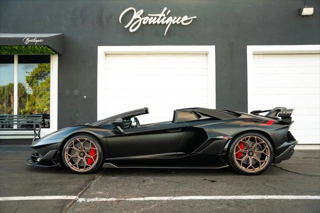 2021 Lamborghini Aventador Roadster