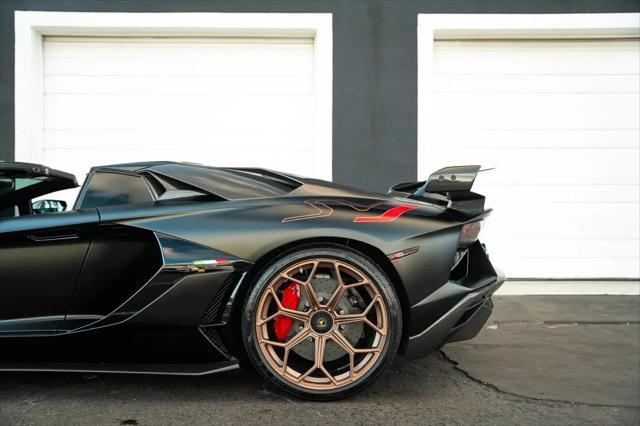 2021 Lamborghini Aventador Roadster