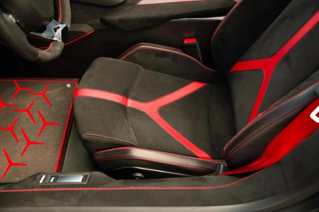 2021 Lamborghini Aventador Roadster