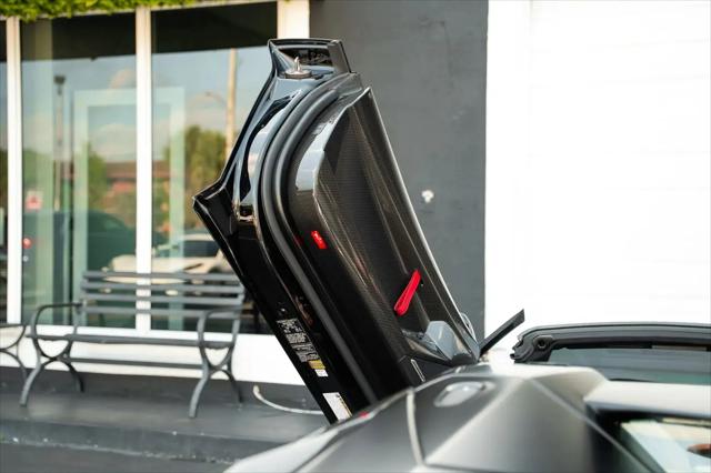 2021 Lamborghini Aventador Roadster