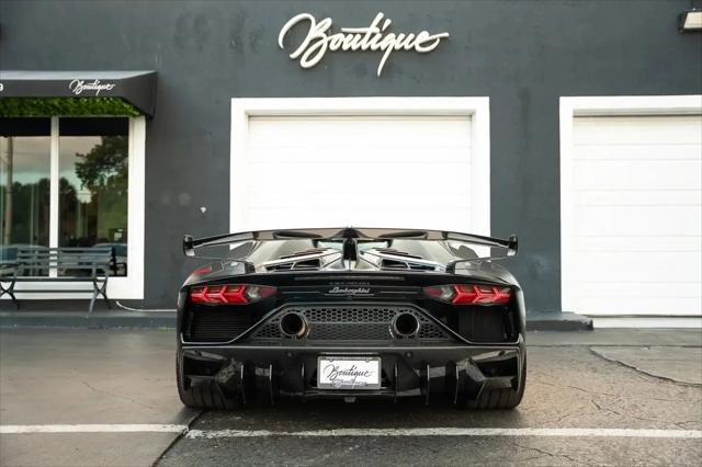 2021 Lamborghini Aventador Roadster