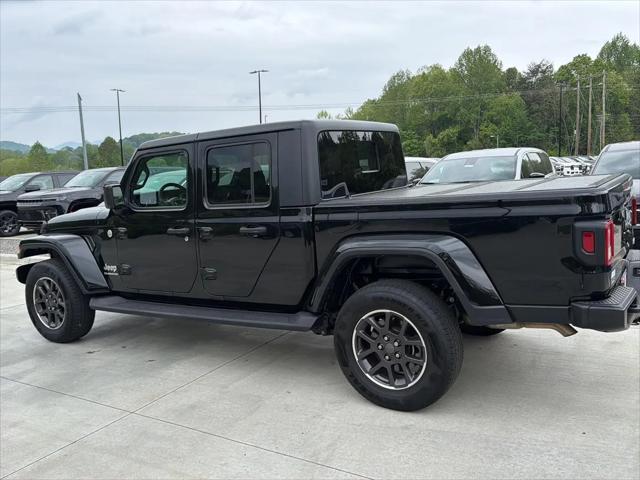 2022 Jeep Gladiator Overland