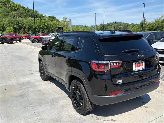 2026 Jeep Compass Latitude Altitude