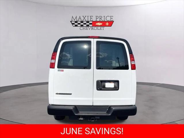 2026 Chevrolet Express Cargo Van 2500 Extended Wheelbase, WT, RWD