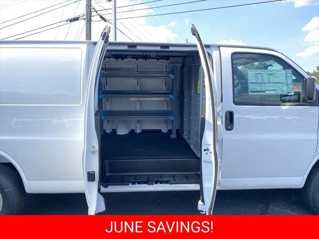 2026 Chevrolet Express Cargo Van 2500 Extended Wheelbase, WT, RWD