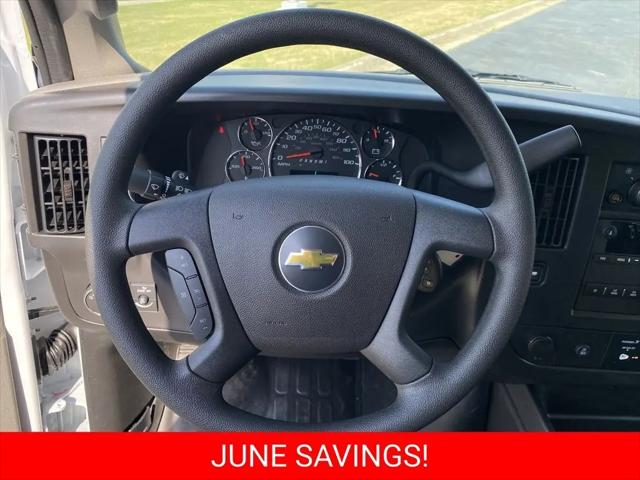 2026 Chevrolet Express Cargo Van 2500 Extended Wheelbase, WT, RWD