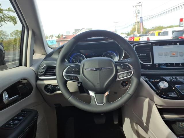 2023 Chrysler Pacifica Limited AWD