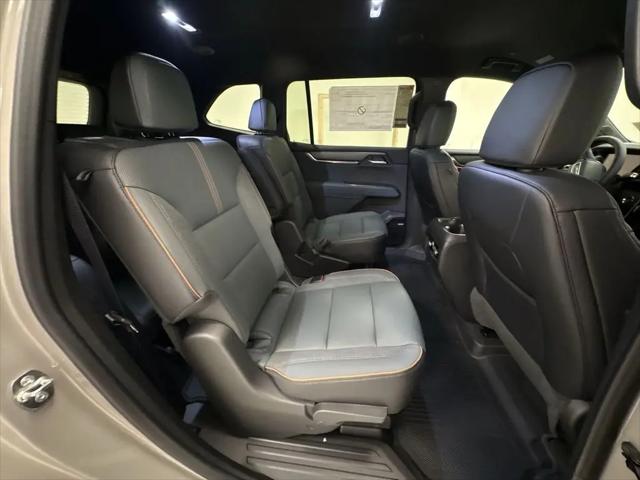 2026 GMC Acadia AT4 AWD