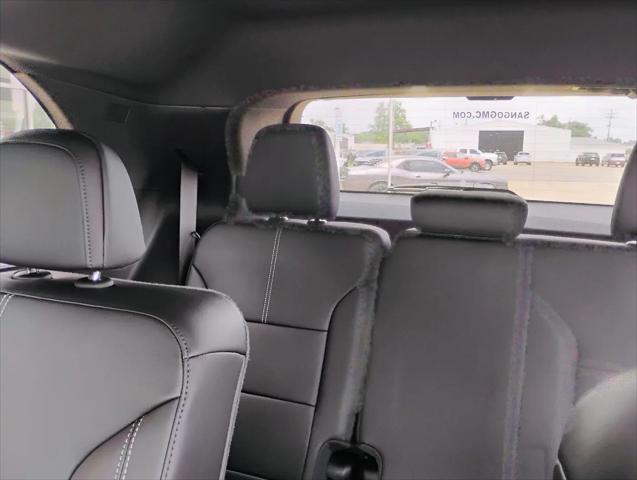 2026 GMC Acadia Elevation FWD