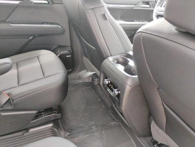 2026 GMC Acadia Elevation FWD