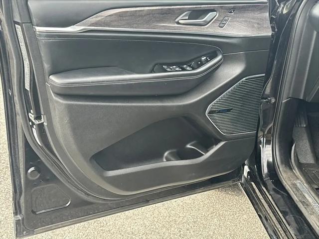 2023 Jeep Grand Cherokee L Overland 4x4