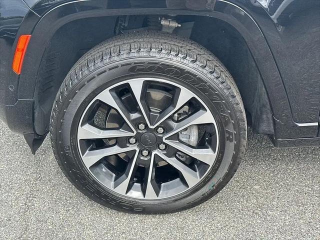2023 Jeep Grand Cherokee L Overland 4x4