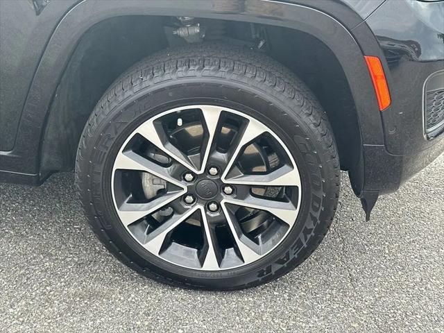 2023 Jeep Grand Cherokee L Overland 4x4